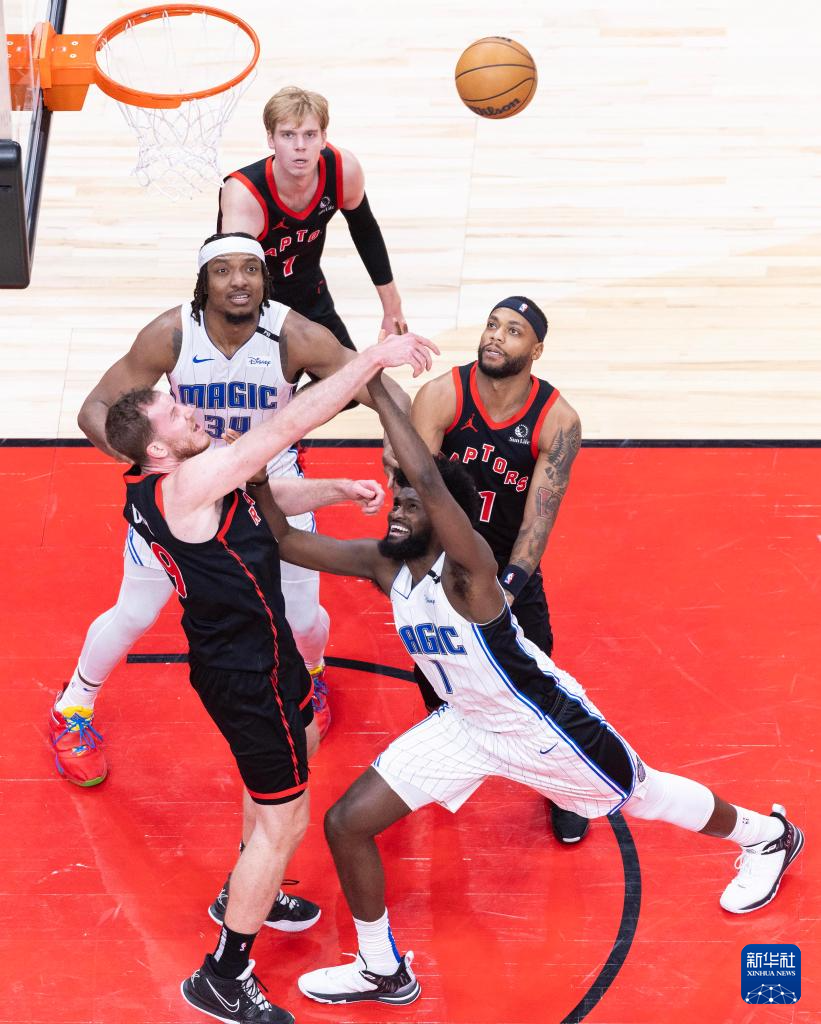 关于冲刺阶段多伦多猛龙门线救险——CBA常规赛节点到来；压力陡增；控场能力受关注的信息