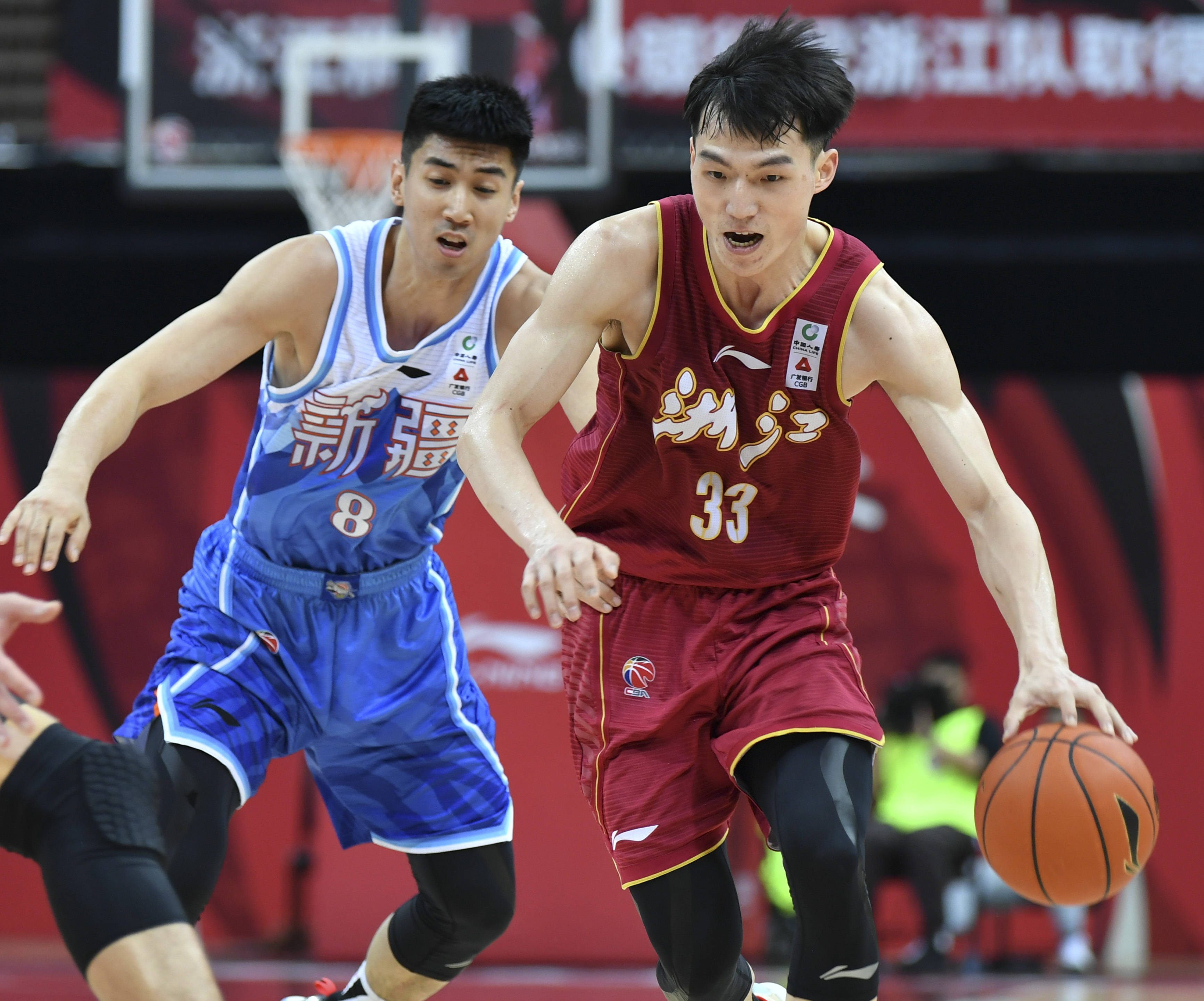 pg包含转折点浙江稠州调整名单，欧超杯今晨攻防权衡，媒体盛赞，赛程密集仍需轮换的词条